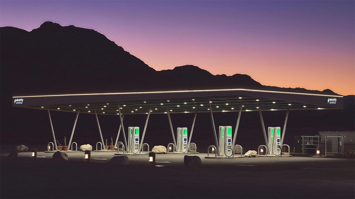 Các quy định về độ tin cậy của trạm sạc xe điện tại California bước vào giai đoạn mới vào ngày 28 tháng 9.